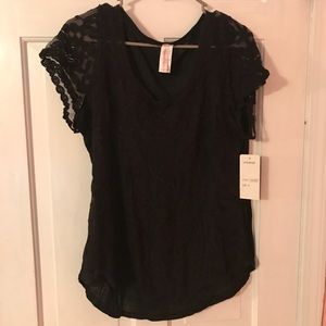 Women’s Black Lace Top NWT